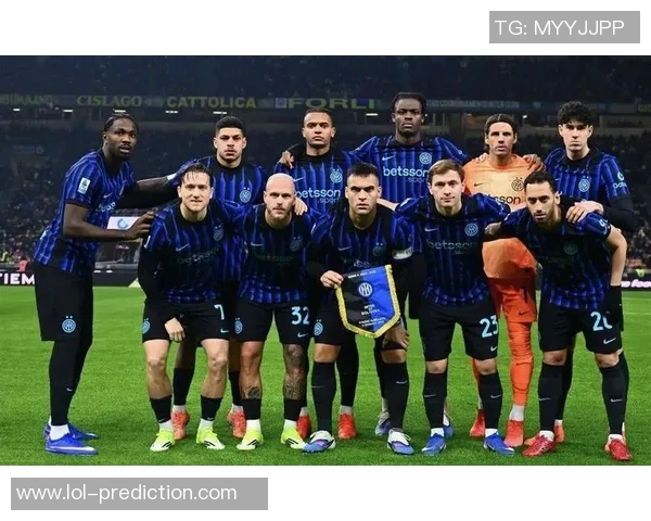 国王杯精彩对决里昂大胜国米帽子戏法引发全场狂欢