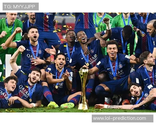 国王杯激战曼城与巴黎圣日耳曼战平全场焦点瞬间回顾