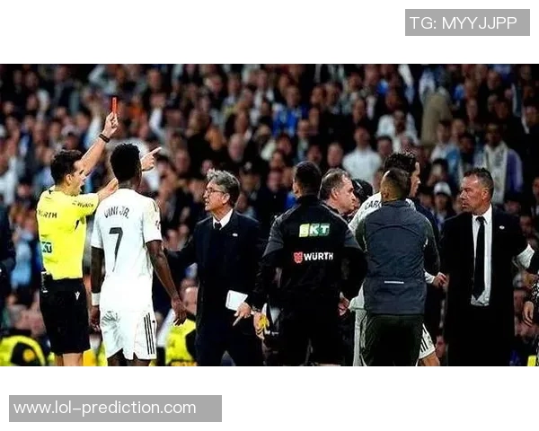 莱比锡大胜皇马引发红牌争议转会传闻再起风波